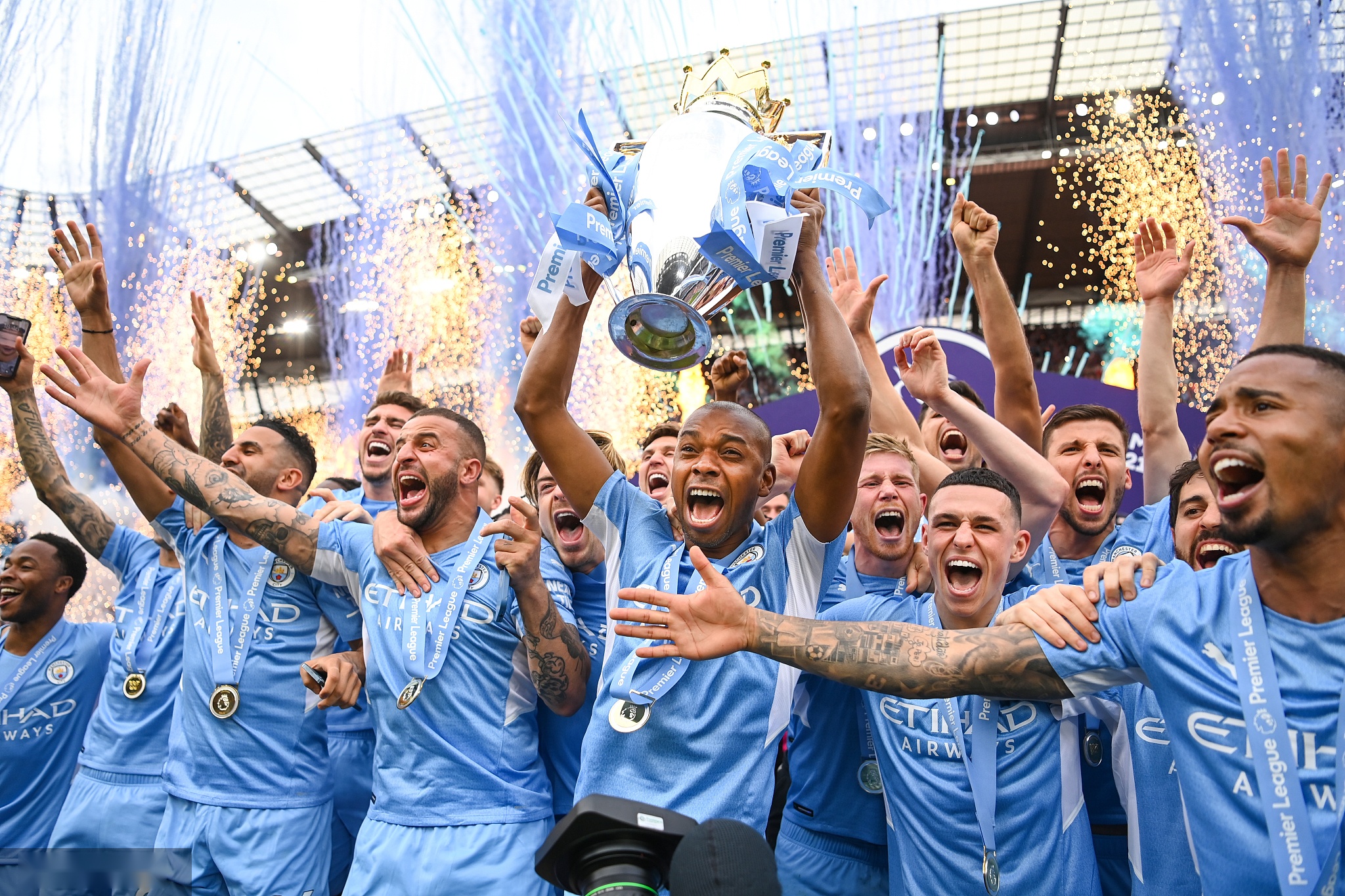 队史首冠+FMVP!约基奇季后赛场均30分13.5板