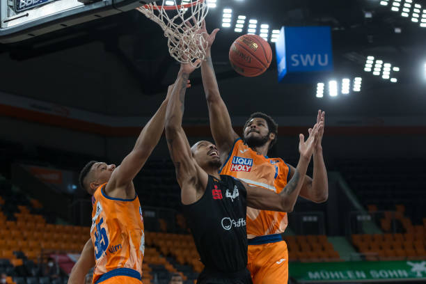 变比赛的走 变比赛的走